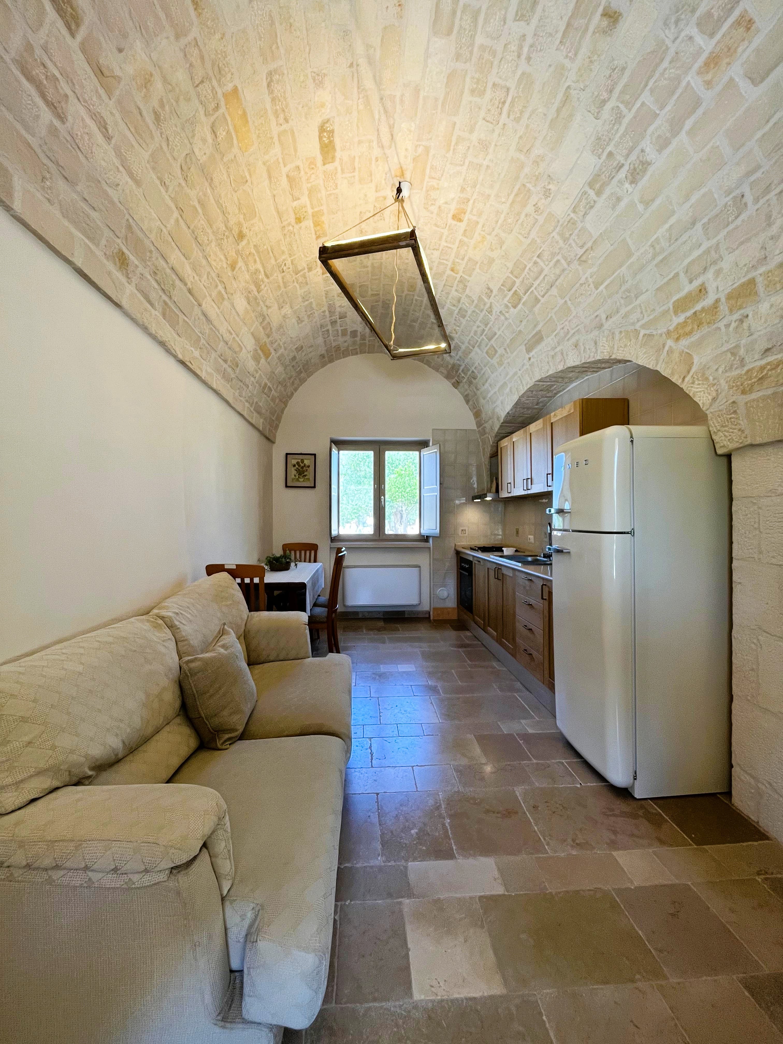 Setacci — nicchia in pietra