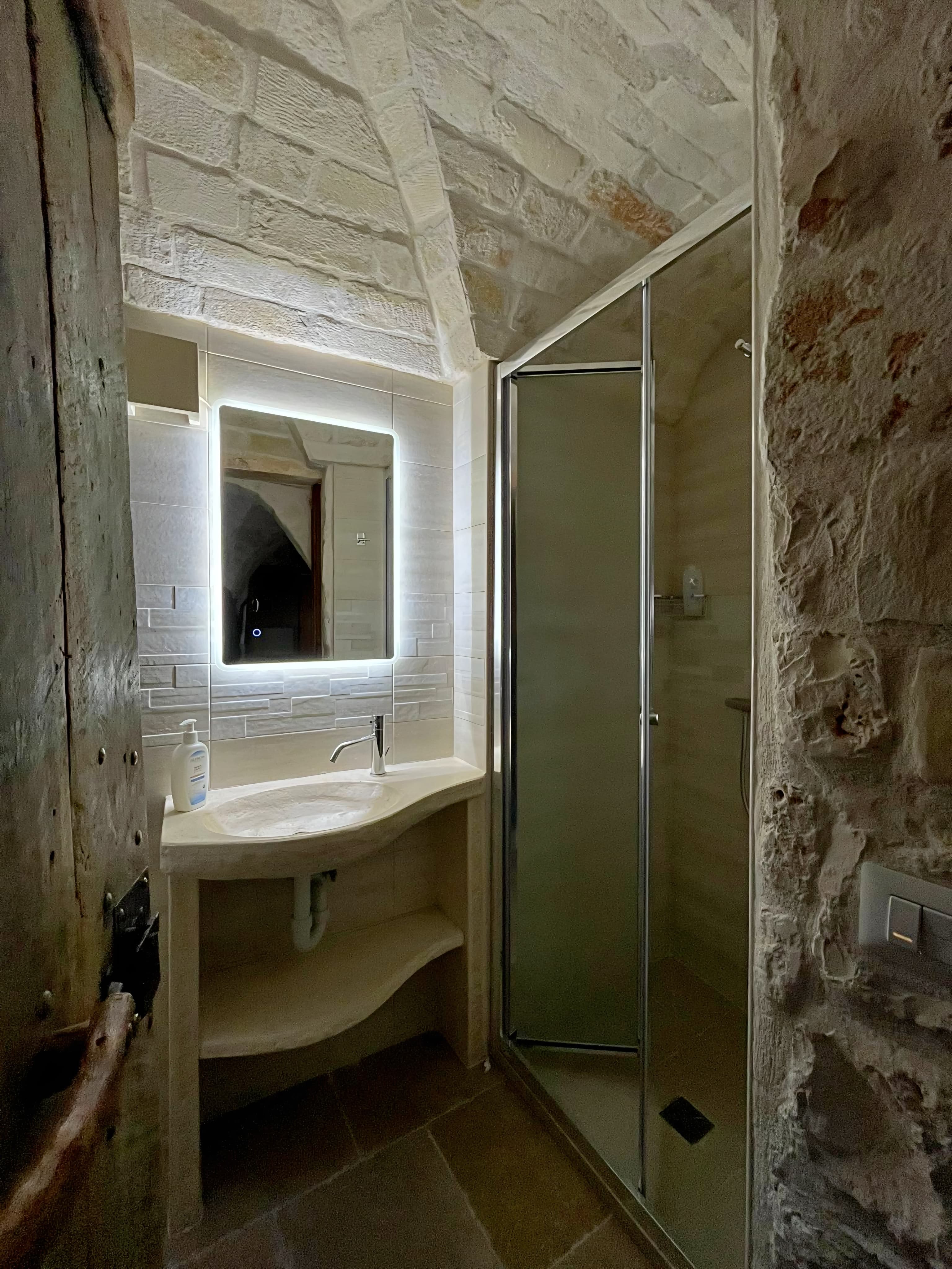 Setacci — esterno con giardino