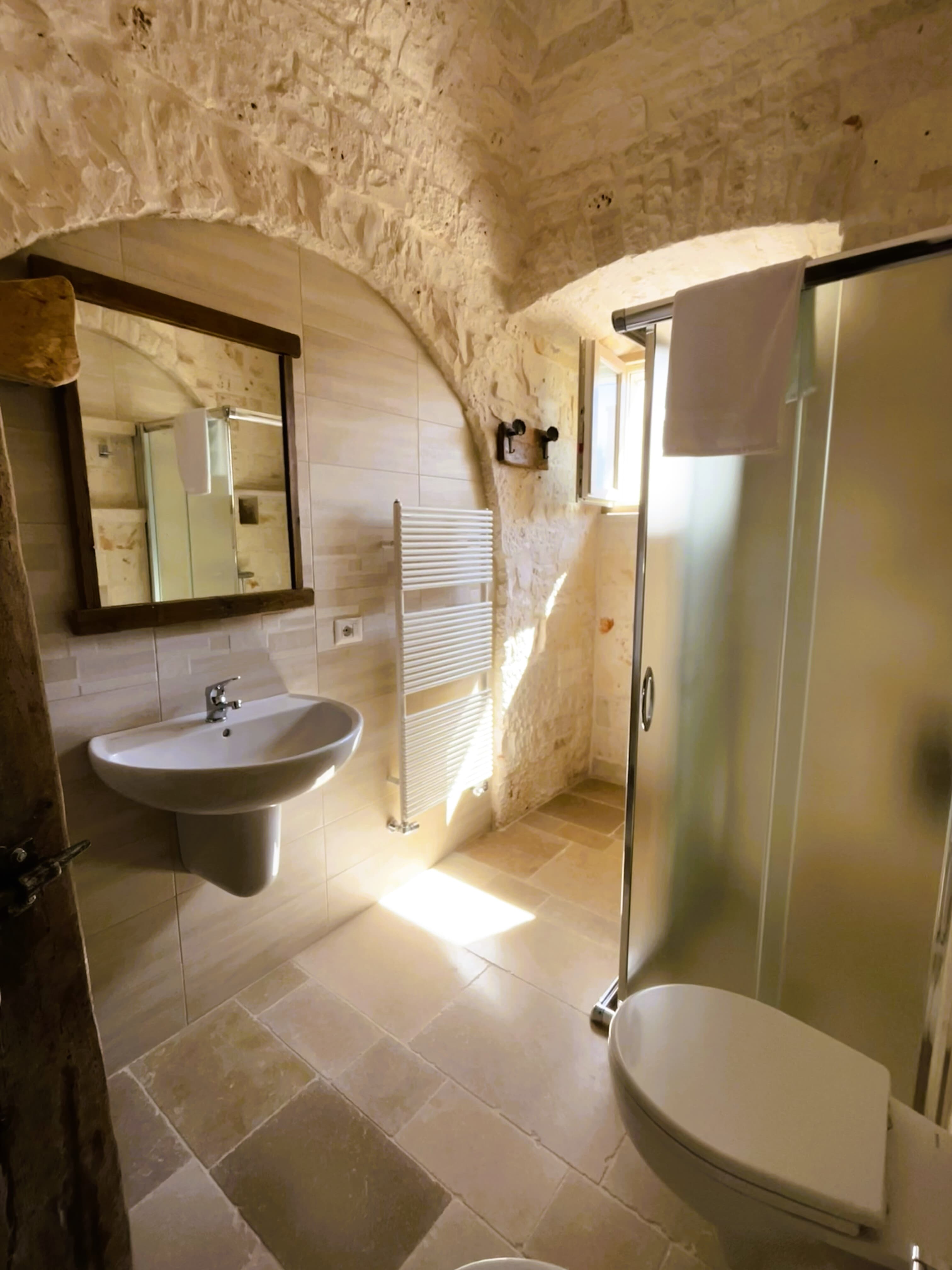 Zappe — bagno con volta in pietra